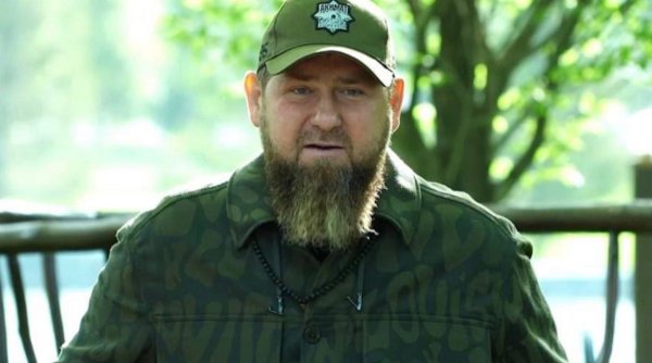 Ramzan Kadîrov, geacă de 2.400 de euro la o întâlnire cu generalii