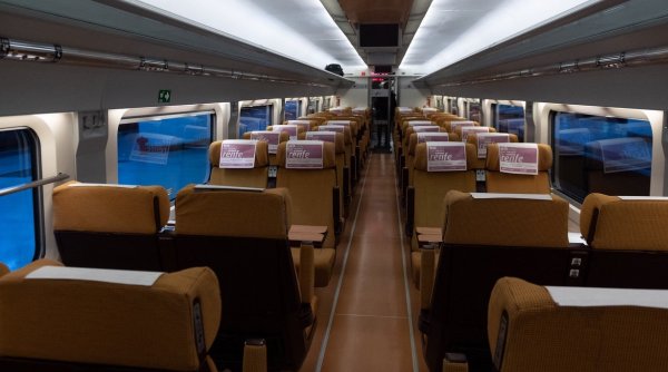 Aproape 1.500 de tineri români vor călători gratuit cu trenul, prin Europa. Cine sunt norocoşii
