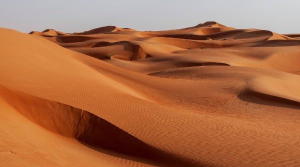 Chinezii vor să sape o gaură de peste 11.000 de metri adâncime în deșert. Care este scopul