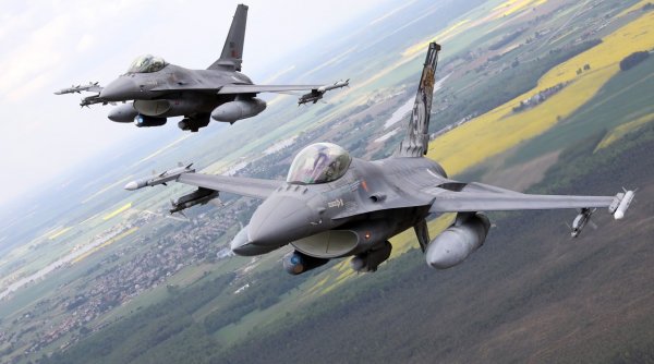 Război în Ucraina, ziua 467 | The Economist: Ucraina primește în sfârșit mult-doritele avioane F-16