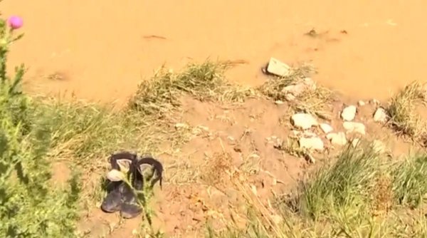 Copilul de șase ani, dispărut pe malul râului Ialomița, a fost găsit mort