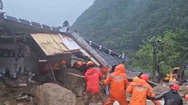 Inundații apocaliptice în Coreea de Sud. Peste 30 de morți și zeci de dispăruți, după ce au fost îngropați de alunecările de teren