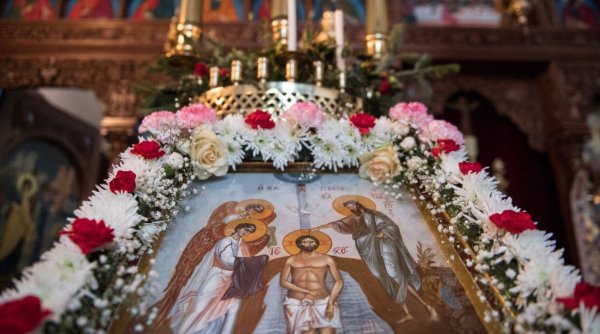 Calendar ortodox 6 august 2023. Sărbătoare cu cruce roşie de Schimbarea la Faţă a Domnului