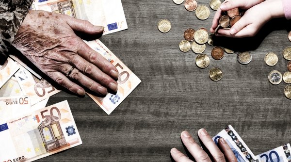 Termenul de cumpărare a anilor de pensie, prelungit de Guvern | Condiţii prin care românii pot cumpăra vechime în muncă 