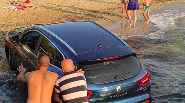 masina roman in marea mediterana insula thassos val ironii internet