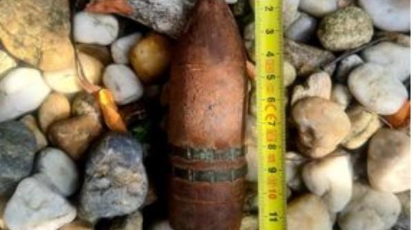 proiectil explozibil podul casei gasit de un barbat din giurgiu