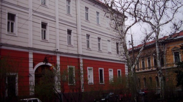 Un hoţ de anafură, care a inundat Penitenciarul Oradea şi a distrus un televizor, a fost trimis în judecată