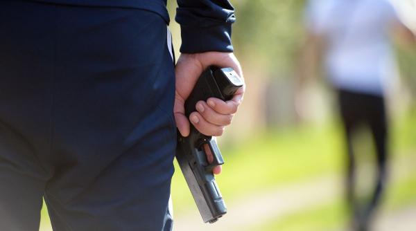 pensionar chiraftei galati impuscat de politisti atacat cutit