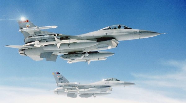 SUA trimite noi avioane F-16 pentru a apăra România după descoperirea dronei căzute în Delta Dunării. Anunțul a fost făcut de Antony Blinken