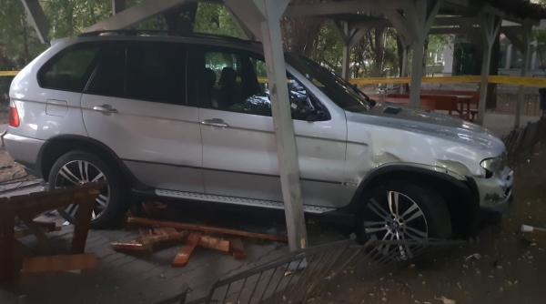 sofer cautat politie intrat masina parc bucuresti distrus spatiu sahisti