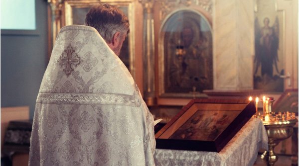 Preotul Marin, cunoscut drept duhovnicul vedetelor, condamnat la șase ani de închisoare, după ce ar fi abuzat de un minor