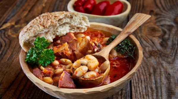 Preparatele tradiționale care au clasat România pe harta celor 100 de țări cu cea mai bună mâncare din lume