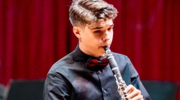 Un elev din Oradea a fost admis la Academia Regală de Muzică din Londra şi la Conservatorul din Cincinnati