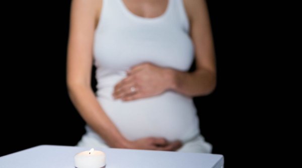 Caz incredibil la Roma: O femeie a rămas gravidă în timpul tranziţiei pentru a deveni bărbat