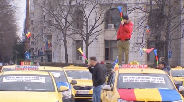 Taximetriștii au protestat în București. Revendicări legate de RCA și ITP | ”Nu vă mai bateți joc de noi, dați străinii afară”
