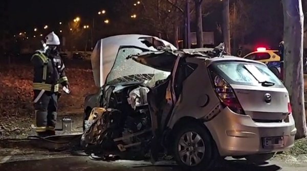 Accident cumplit pe Șoseaua Sisești din Bucureşti. Un tânăr de 18 ani a murit pe loc, după ce a intrat cu viteză într-un copac