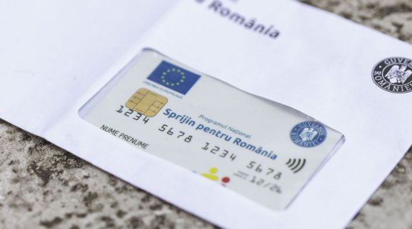 Greșeala pe care mulți români o fac și care îi lasă fără cardurile sociale | Cum pot rămâne fără bani