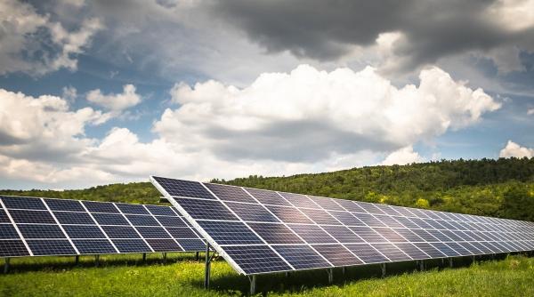 oras romania face parc fotovoltaic fonduri europene