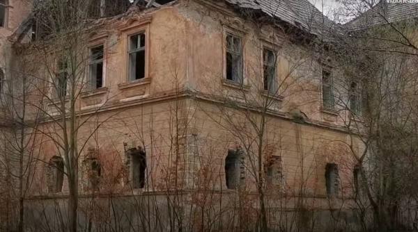 castel celebru romania blestemat castelul nalati fay hateg