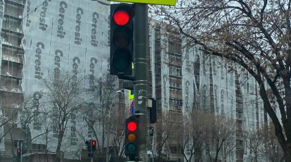 O intersecție din București a fost reconfigurată. Noile reguli pe care trebuie să le respecte șoferii