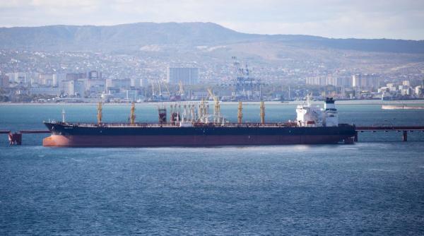 rusia imbogatit razboi comert aliat strategic al statelor unite flota din umbra putin