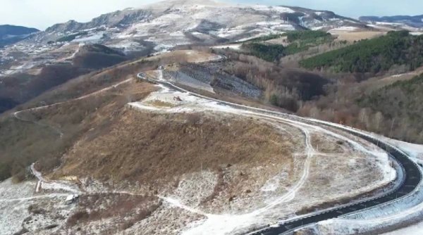 Noua șosea spectaculoasă din România, la un pas de finalizare. Transapuseana are aproape 80 de kilometri şi un peisaj de vis