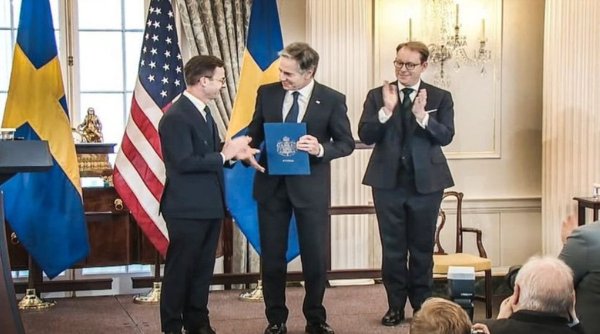 Suedia a devenit oficial membră a NATO. Este a 32-a ţară cu drepturi depline în Alianţă