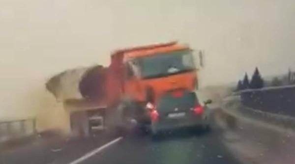trei oameni au murit accident avrig sibiu impact filmat alt sofer