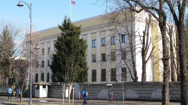 Alertă colet suspect, la Ambasada Rusiei din România! Pirotehniștii din București intervin la fața locului