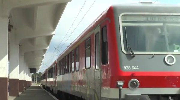 Doi tineri, la un pas de moarte după ce s-au urcat pe un tren să-şi facă un selfie, în Cluj-Napoca