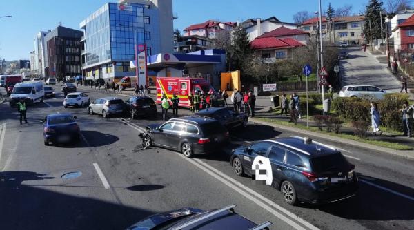 accident 5 masini strada cluj napoca 2 femei ranite