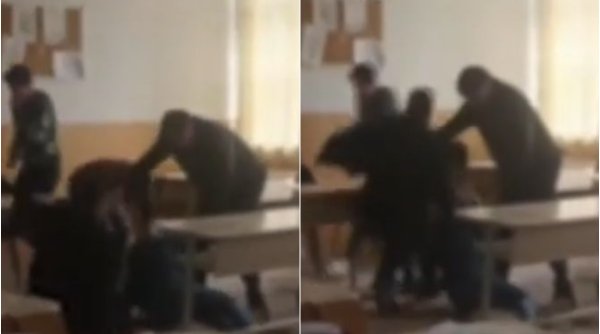 Doi elevi de gimnaziu, frate și soră, au sărit să-l bată pe un profesor, la clasă, într-o școală din Bacău. Un al doilea profesor a ajuns la podea, sub bănci