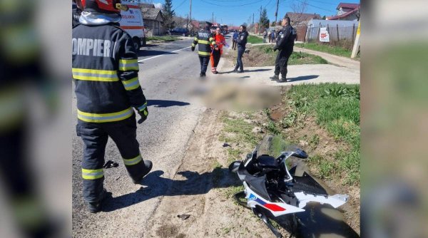 Un bărbat a murit pe loc după ce a intrat cu motocicleta într-un cap de pod, în Iași