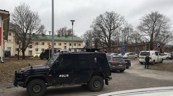 Atac armat la școală, în Finlanda. Un suspect de 12 ani a fost arestat. Mai mulți elevi au fost răniți