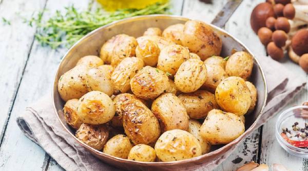 cartofi noi reteta post crocanti exterior crusta aurie delicioasa