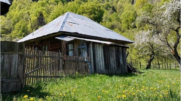 Premieră națională: Satul din România unde mai multe case locuite vor fi reabilitate cu bani europeni, pentru a fi vizitate de turiști