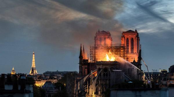 catedrala notre dame incendiu monument istoric lucrari