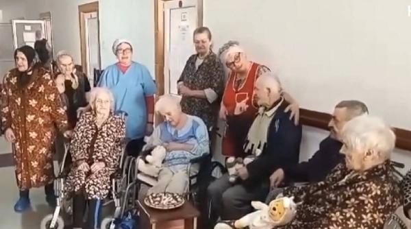 o suta batrani ingrijiti manastirea bogdanesti suceava risca ramana drumuri