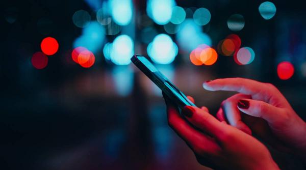 google asculta convorbiri telefonice