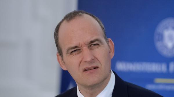 fost ministru sanctiune batut deputat florin roman