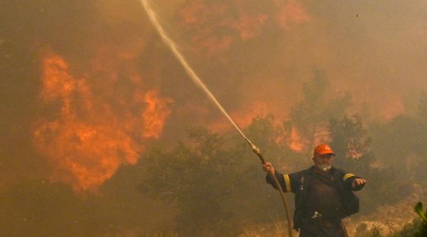 incendii vegetatie grecia atena