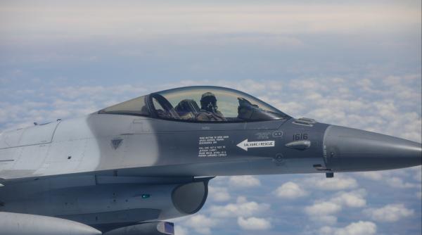 rusia recompensa dolari avion f 16 ucraina