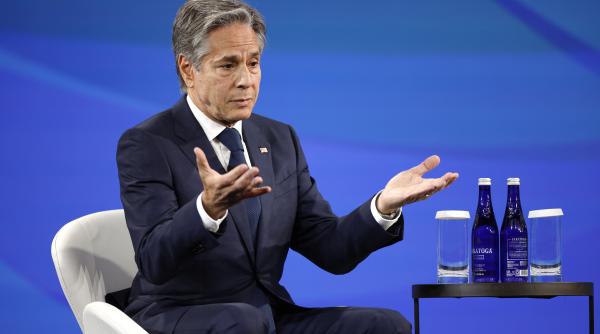 iranul este tot mai aproape de fabricarea armelor nucleare blinken poate produce material fisonabil