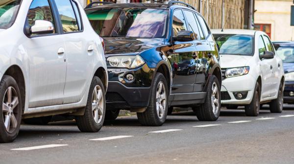 facias cere primariei sectorului 3 sa nu i mai oblige pe oameni sa elibereze saptamanal locurile de parcare e o masura abuziva