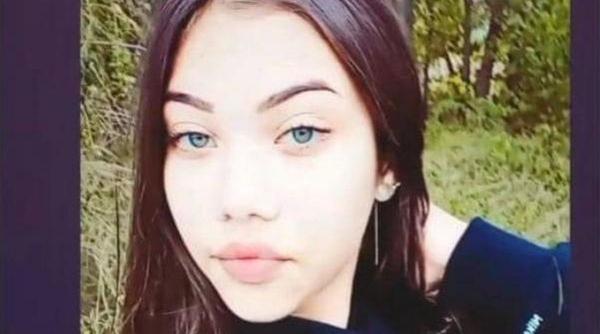 o fata de 14 ani a disparut dupa ce i a spus mamei sale ca pleaca in excursie la brasov