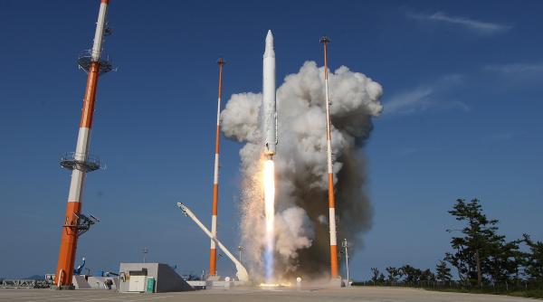 proiectul 425 al coreei de sud primul satelit sud coreean de spionaj este operational si va supraveghea coreea de nord proiectul 425 al coreei de sud primul satelit sud coreean de spionaj este operational si va supraveghea coreea de nord