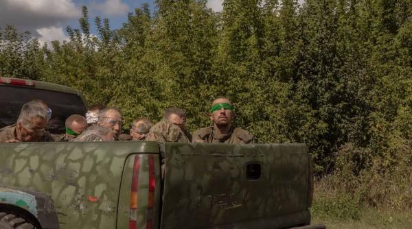 ucrainenii au luat peste 100 de soldati rusi prizonieri de razboi in kursk in mai putin de o zi aerodromurile rusesti lovite cu drone