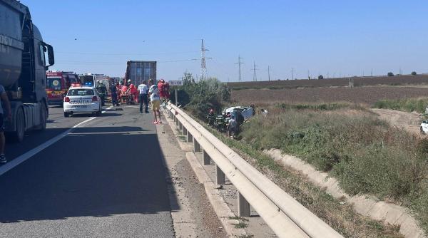 accident extrem grav pe autostrada a4 intre un microbuz si un tir sunt cel putin 13 victime dintre care una in stare grava
