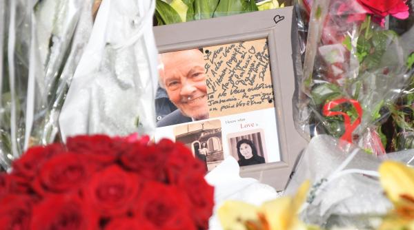 alain delon a fost inmormantat la mosia sa din douchy in capela construita chiar de el