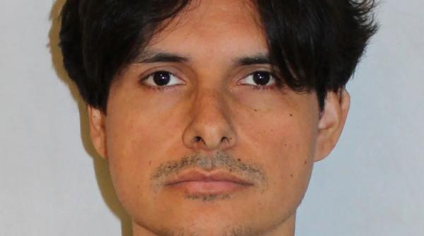 barbat condamnat la inchisoare dupa ce a filmat femeile pe sub fuste la british museum din londra ce i au gasit politistii in telefon